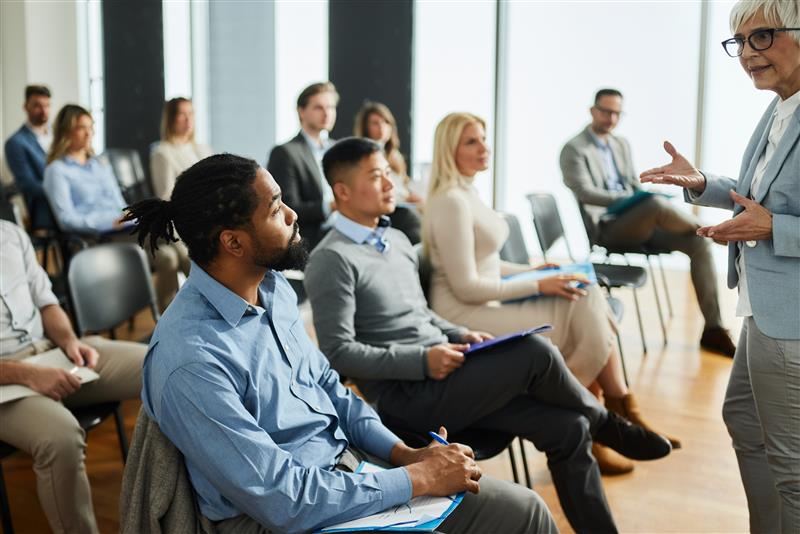 Seminar MEI Education_stock